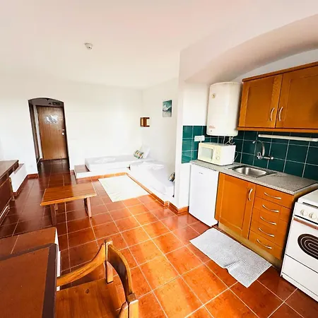 Oura Apartment Albufeira