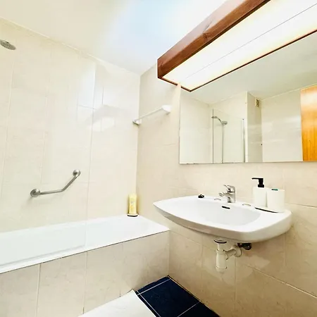 Apartman Oura